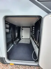 Fahrzeugbild Bürstner Signature SFT 7.4 Verfüg./Sparen Sie 10.607,- € #21