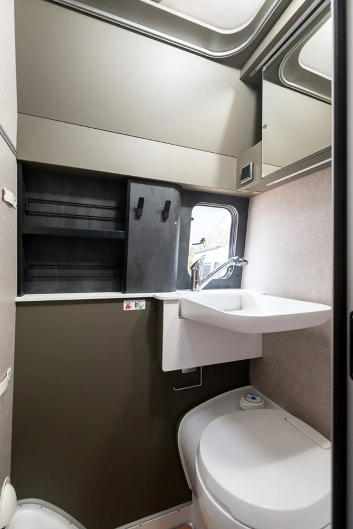 Fahrzeugbild Hymer Grand Canyon S CrossOver 600 // UVP: 151.530  #14