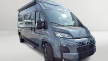 Schräg Vorne Knaus BoxLife 600 MQ Platinum Selection Sofort verfügbar