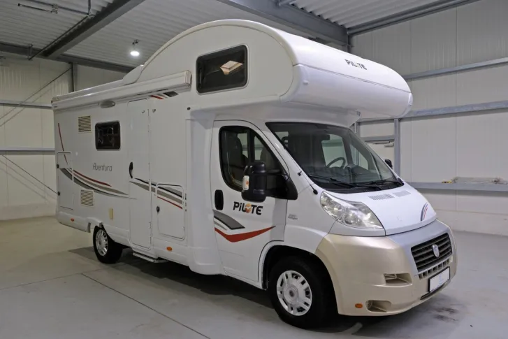 Fahrzeugbild Pilote A 640 Adventure/Etagenbett/Garage/Markise #2