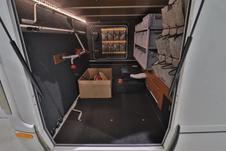Fahrzeugbild Niesmann + Bischoff Clou Liner 77E Automat./Einzelbetten/ALDE/Garage #6