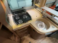 Fahrzeugbild Niesmann + Bischoff Clou Liner 77E Automat./Einzelbetten/ALDE/Garage #15