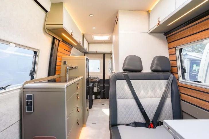Fahrzeugbild Hymer Grand Canyon S 600 **PREISVORTEIL: 23.265 EURO** #9