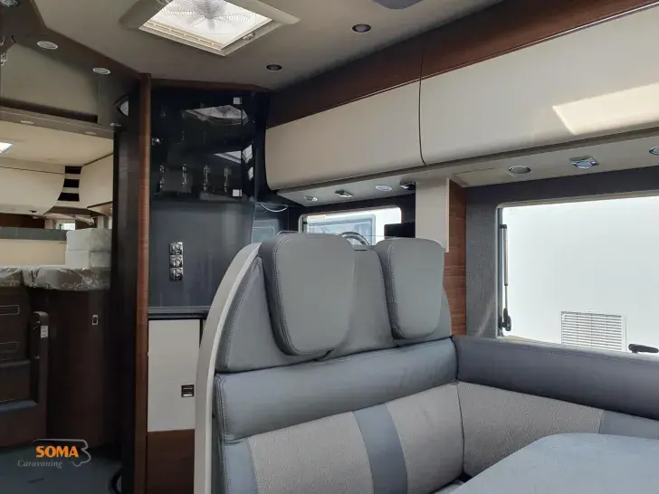 Fahrzeugbild Carthago chic c-line I 4.9 LE L POLARPAKET OHNE HUBBETT #9