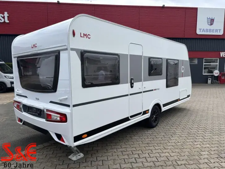 Fahrzeugbild LMC Style 450 D #7