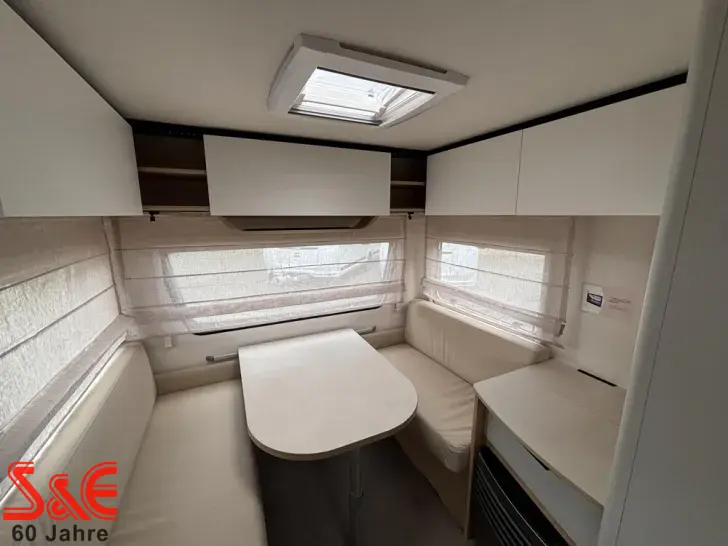 Fahrzeugbild LMC Style 450 D #20