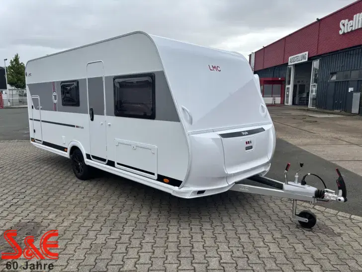 Fahrzeugbild LMC Style 490 K #2