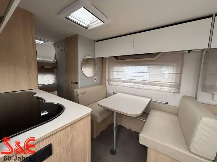 Fahrzeugbild LMC Style 490 K #20
