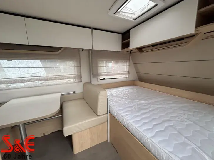 Fahrzeugbild LMC Style 490 K #21