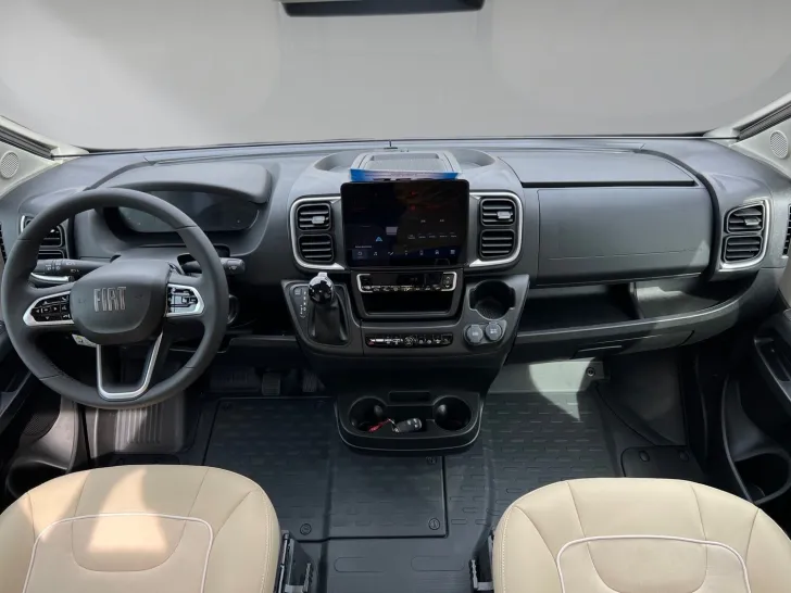 Fahrzeugbild Malibu Van charming coupé 640 LE Fiat (756) #12