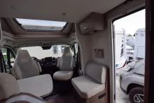Fahrzeugbild Carado T447 pro+ *Hubbett* #12