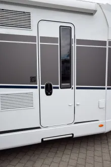 Fahrzeugbild Carado T447 pro+ *Hubbett* #29