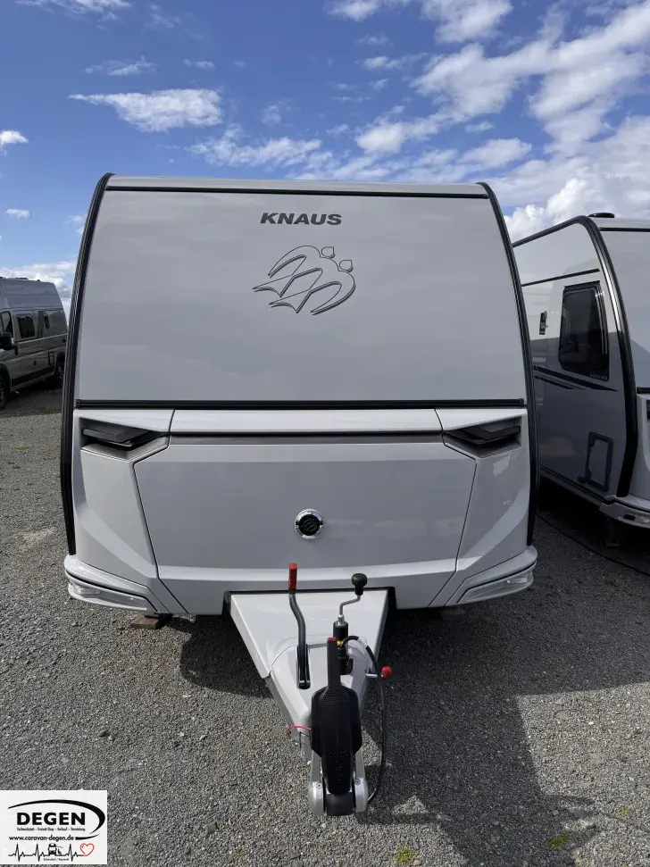 Fahrzeugbild Knaus Südwind 460 EU Black Selection Gas Paket, 2X Serviceklappe #5