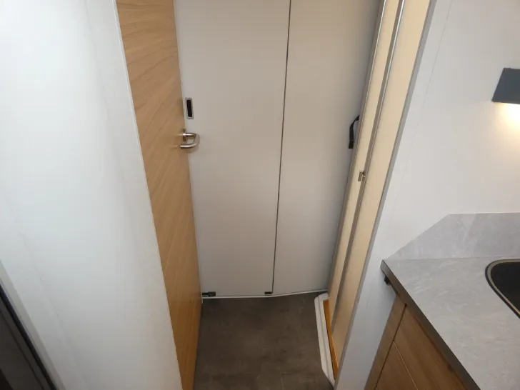 Fahrzeugbild Dethleffs Pulse I 7051 EB - Hubstützen., Luftfeder uvm. #19