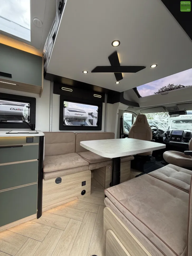 Fahrzeugbild Challenger X 260 Open Edition Arctic Outdoor DriveACC 2027 #10