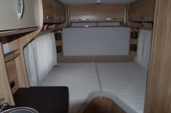 Fahrzeugbild Hymer Eriba Nova Light 442 Wohnwagen, Markise, Mover #6