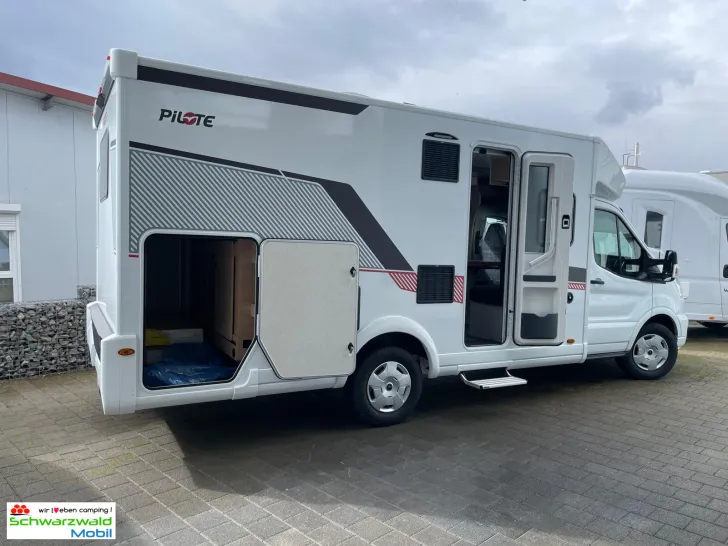 Fahrzeugbild Pilote ATLAS A690G White Edition #6