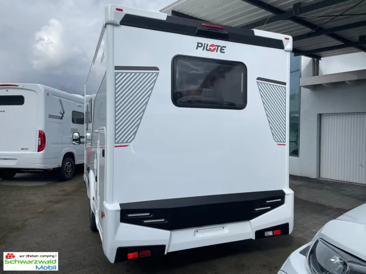 Fahrzeugbild Pilote ATLAS A690G White Edition #8
