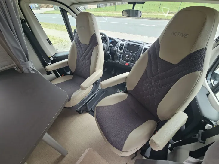 Fahrzeugbild Bürstner Nexxo Van T 569 AHK, LM-Felgen, Rammschutz, TV #14