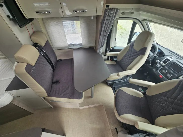 Fahrzeugbild Bürstner Nexxo Van T 569 AHK, LM-Felgen, Rammschutz, TV #10