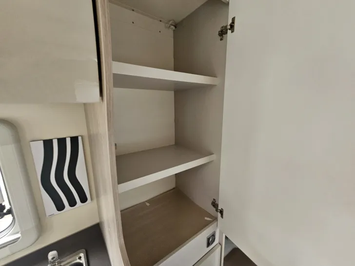 Fahrzeugbild Bürstner Nexxo Van T 569 AHK, LM-Felgen, Rammschutz, TV #23