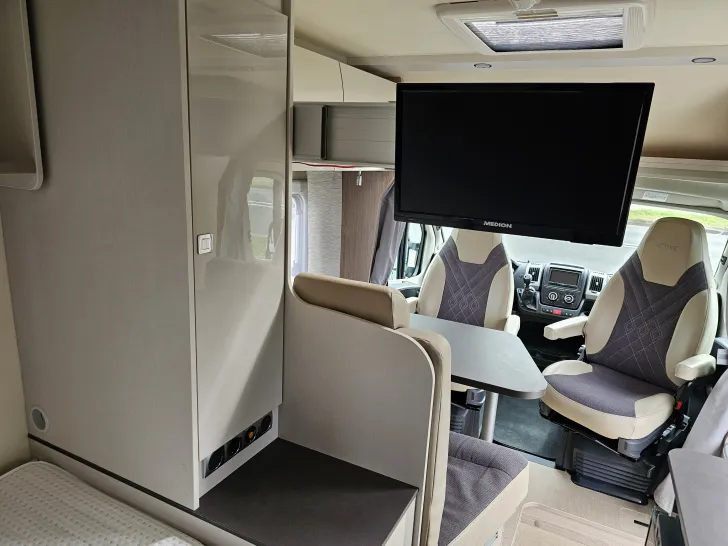 Fahrzeugbild Bürstner Nexxo Van T 569 AHK, LM-Felgen, Rammschutz, TV #27