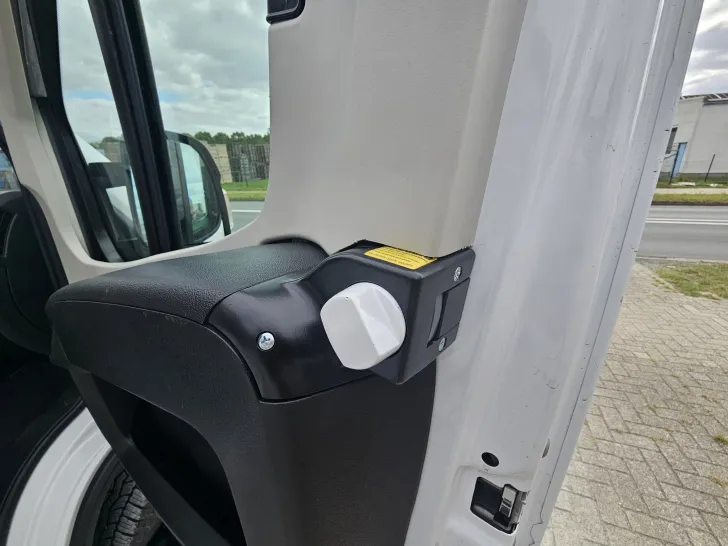 Fahrzeugbild Bürstner Nexxo Van T 569 AHK, LM-Felgen, Rammschutz, TV #30