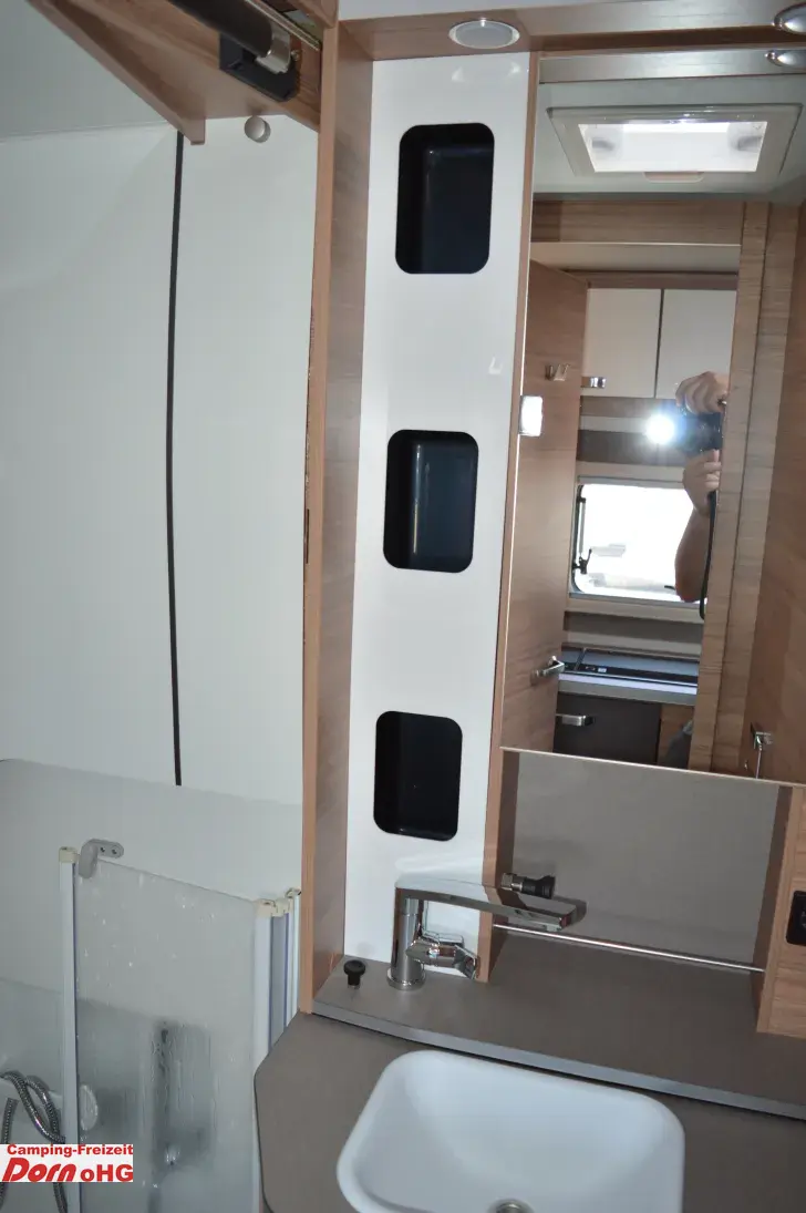 Fahrzeugbild Weinsberg X-CURSION VAN 500 MQ EDITION [PEPPER] elektr.Fußbodenerwärmung #20
