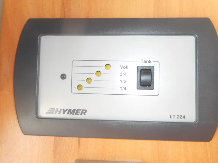 Fahrzeugbild Hymer Eriba Nova GL 545 Autark Mover gepflegt - silber #16