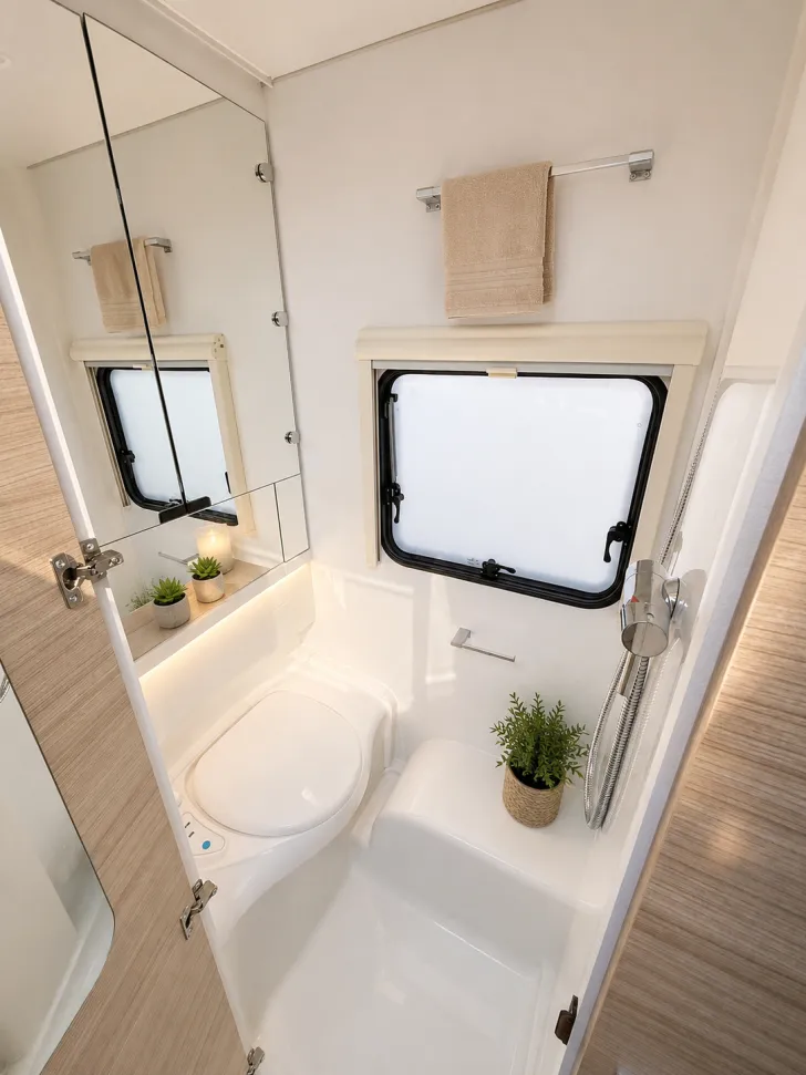 Fahrzeugbild Adria Altea 502 UL 60 Year Truma-Dachklima+Mover #19
