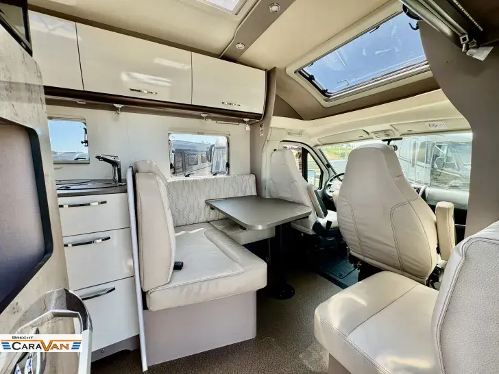Fahrzeugbild Bürstner Lyseo TD 744 Limited AHK, Klima, Markise, TwinSat #3