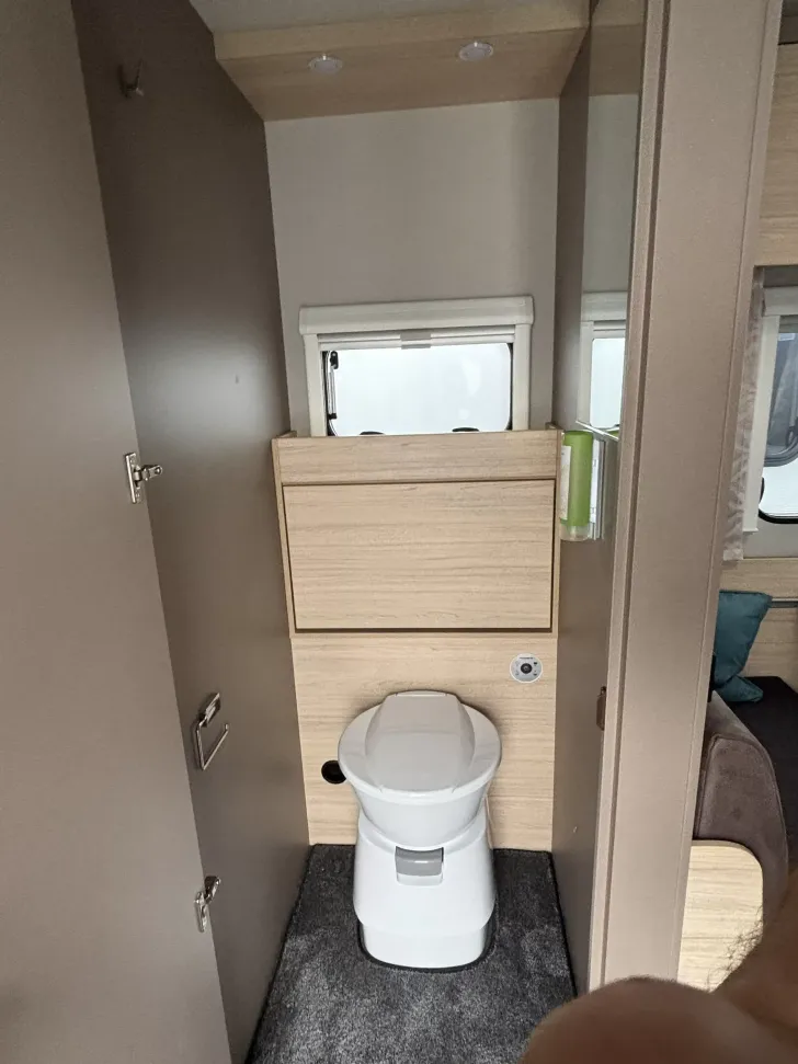Fahrzeugbild Weinsberg CaraCito 470 QDK Dachklima DOMETIC +19 Extras! #10