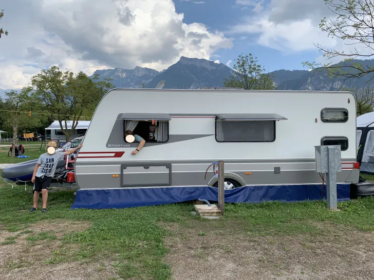 Fahrzeugbild Hymer Eriba Sporting 560 gepflegt Hallenfahrzeug #3