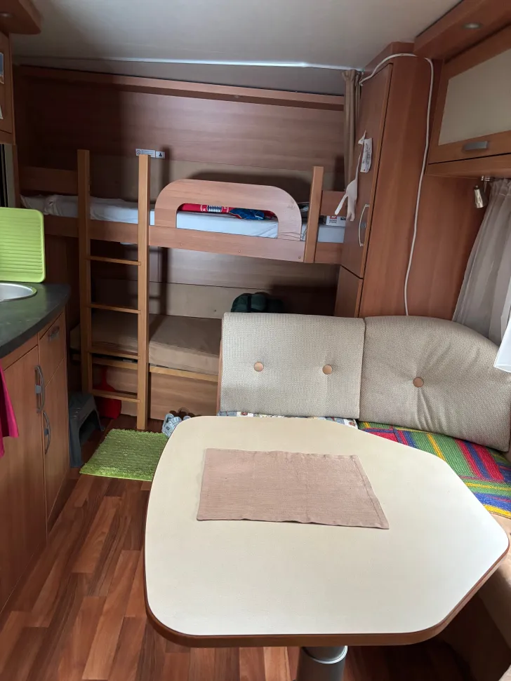 Fahrzeugbild Hymer Eriba Sporting 560 gepflegt Hallenfahrzeug #6