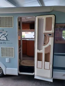 Fahrzeugbild Knaus Sun TI 650 MF mit Klima und Skyroof #5