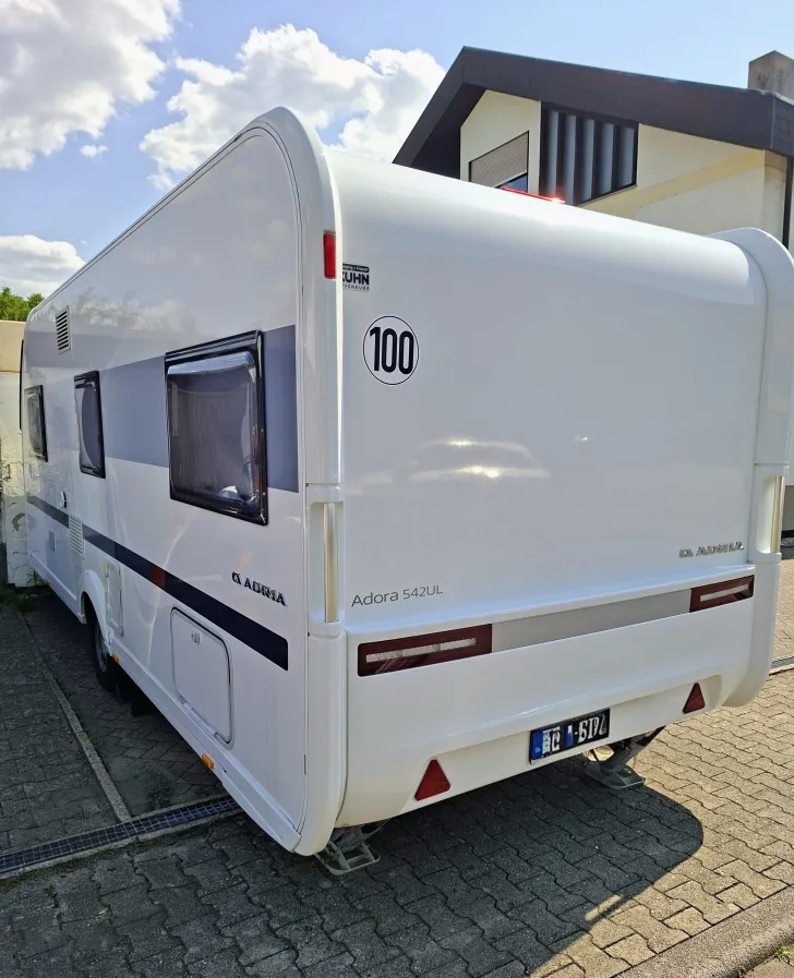 Grundriss Tag Adria Adora 542 UL