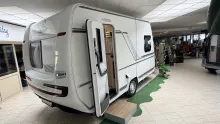 Seitlich Fendt Apero Activ 390 FH