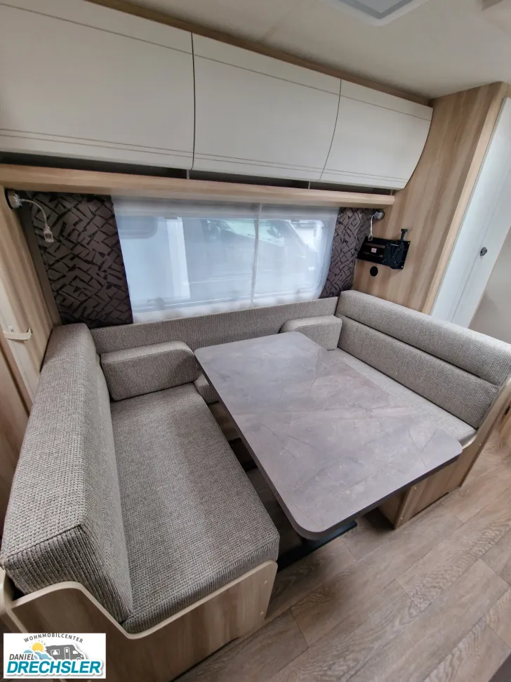 Fahrzeugbild Hobby De Luxe 540 KMFe #12