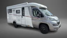 Schräg Vorne LMC Cruiser V 646 G 65 Jahre sehr gepflegt