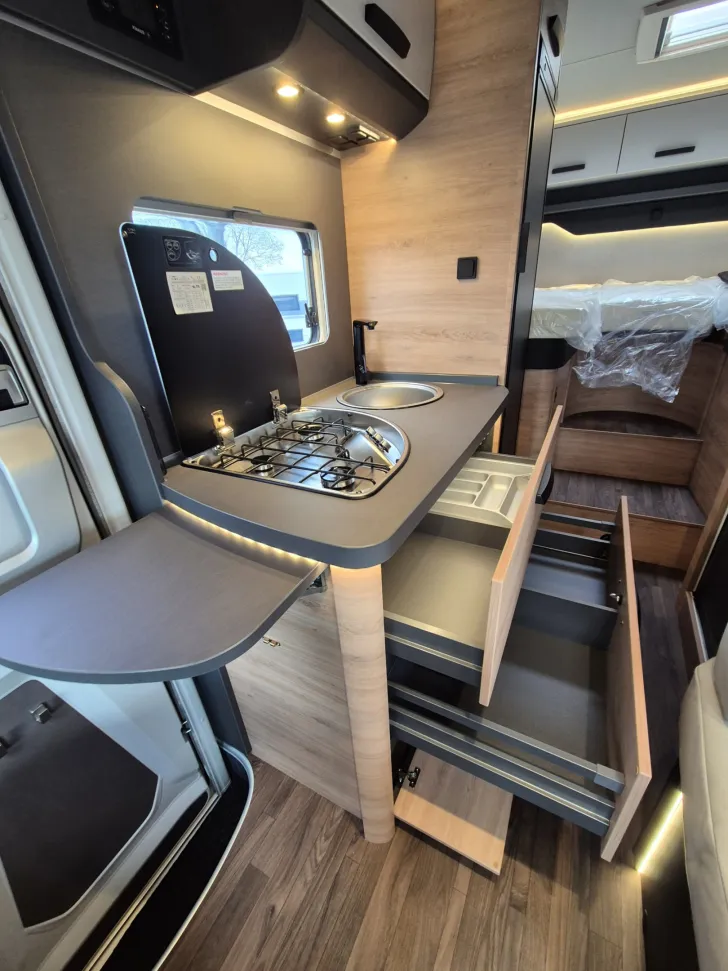 Fahrzeugbild Knaus L!VE / LIVE Wave 650 MEG *Black-Selection* #20