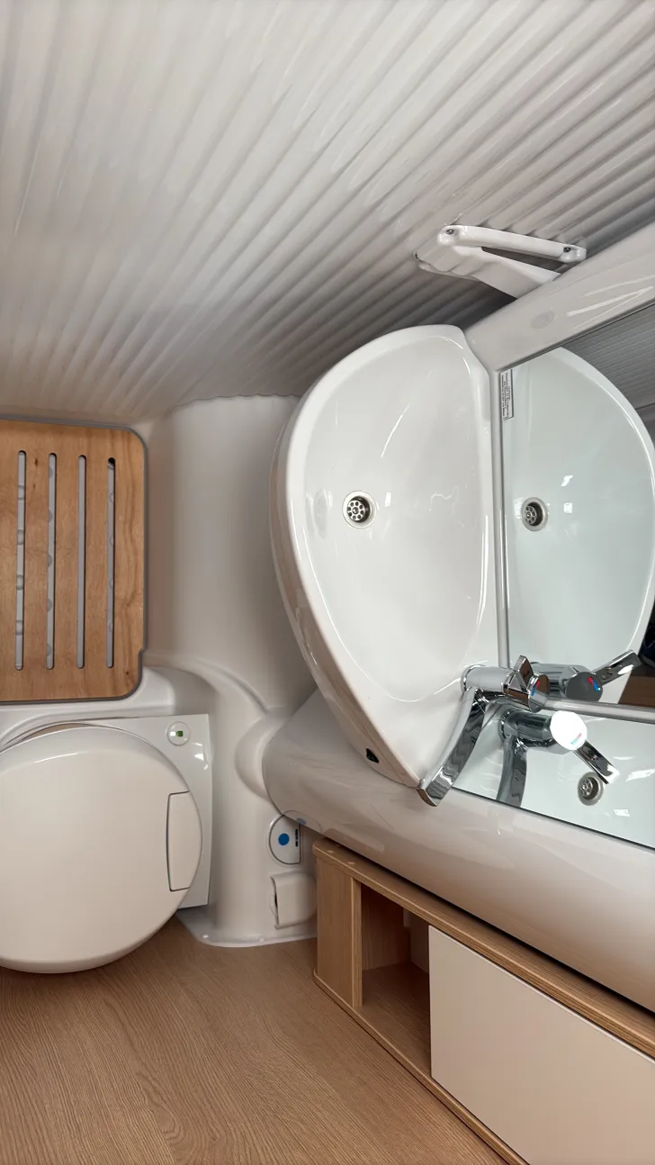 Toilette Sunlight V 66 Adventure Edition
