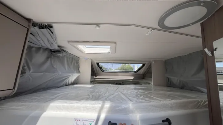 Fahrzeugbild Carado T 328 #9