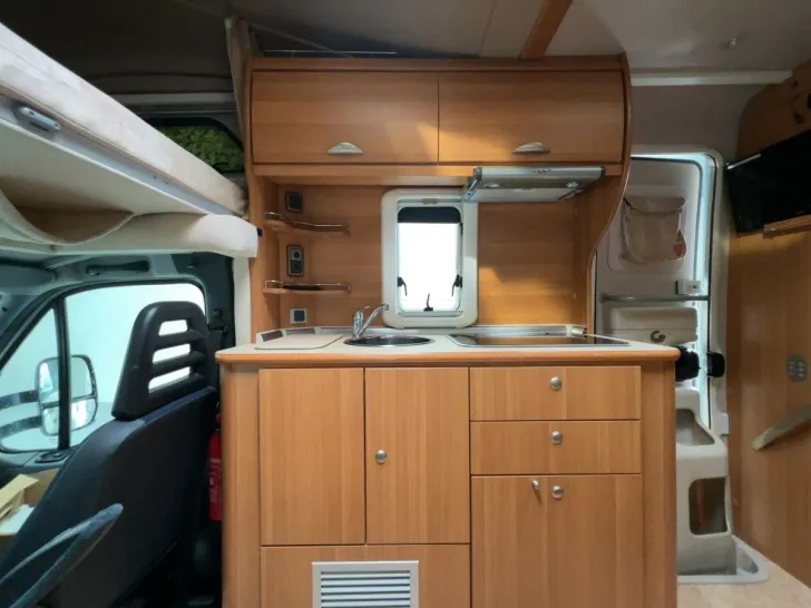 Fahrzeugbild GIOTTILINE Graal Z 600 Classic/Festbett/Garage/AHK #13