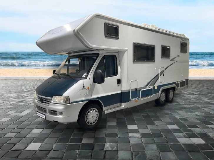 Fahrzeugbild Hobby AK 725/Festbett/Garage/Klima/Solar/AHK #2
