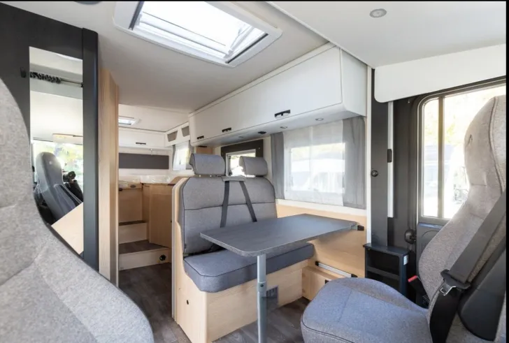 Fahrzeugbild Sunlight I 67S Adventure Edition absoluter Neuwagenzustand #4