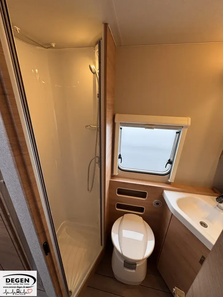 Fahrzeugbild Knaus Südwind 580 QS Black Selection Fußbodenheizung, Duo-Controll #17