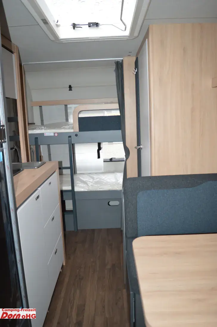 Fahrzeugbild Knaus Sport 500 QDK Kühlschrank 177l #11