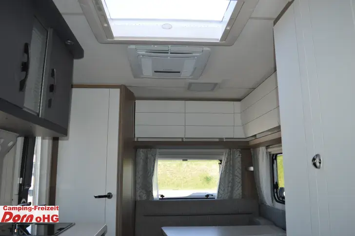 Fahrzeugbild Hobby OnTour 390 SF Dachklima Dometic #8