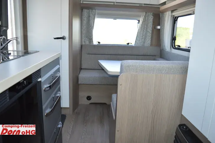 Fahrzeugbild Hobby OnTour 390 SF Dachklima Dometic #9