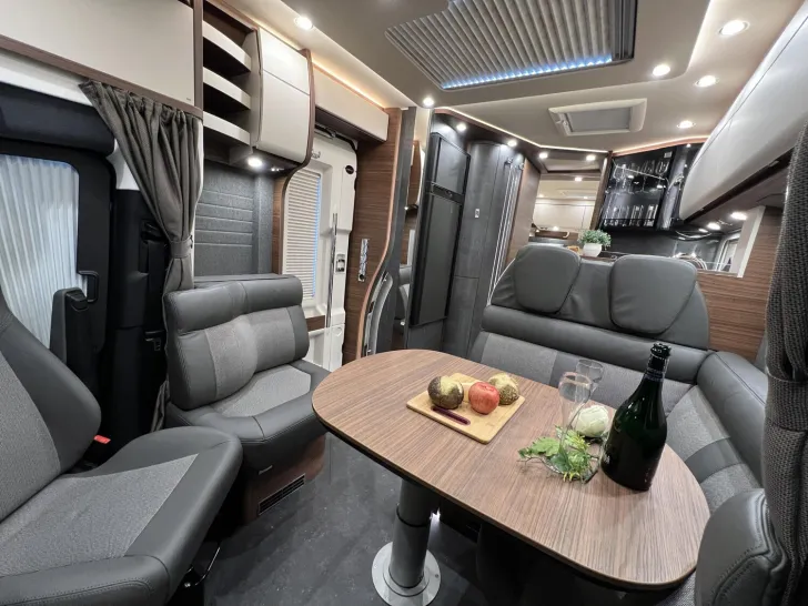 Fahrzeugbild Carthago chic c-line T 4.9 LE Strategic Buy (329) #16